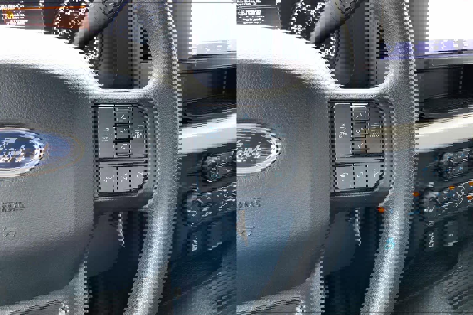 Used 2023 Ford F550 4x4 Crew Cab Super Duty image 24