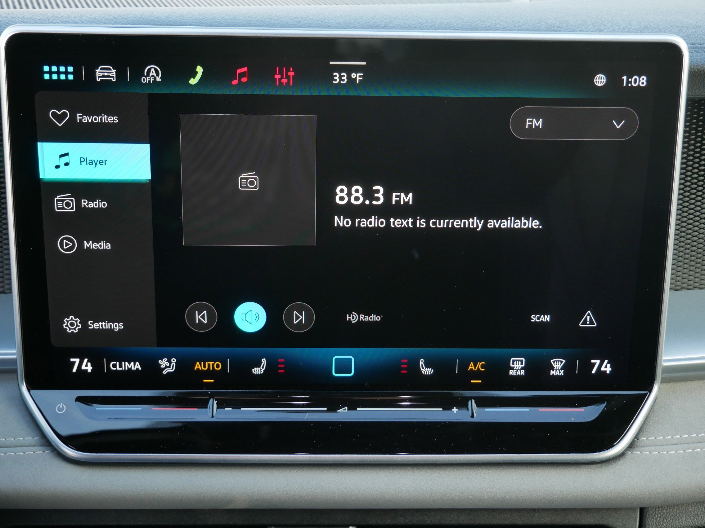 New 2026 Volkswagen Tiguan SE R-Line image 8