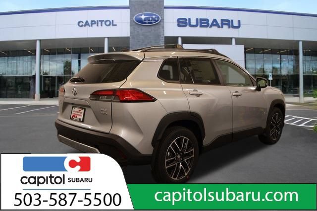 Used 2026 Toyota Corolla Cross XLE w/ Convenience Package AWD/4WD image 4