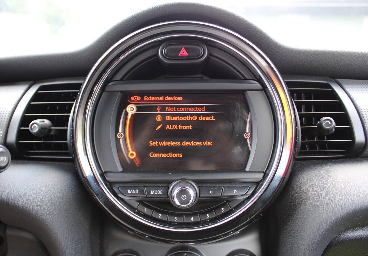 Used 2017 MINI Cooper Convertible FWD image 28