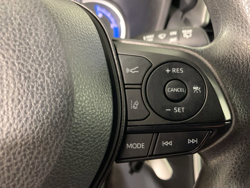 Used 2024 Toyota RAV4 LE image 21