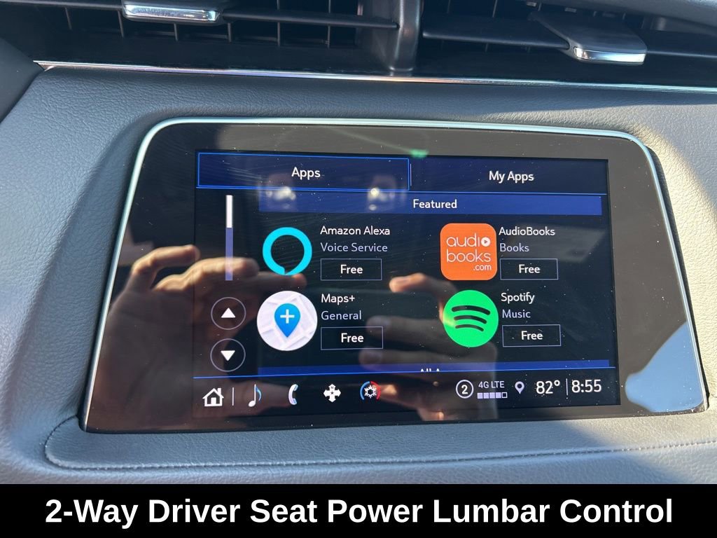 Used 2023 Cadillac XT4 Luxury w/ Cold Weather Package FWD image 38