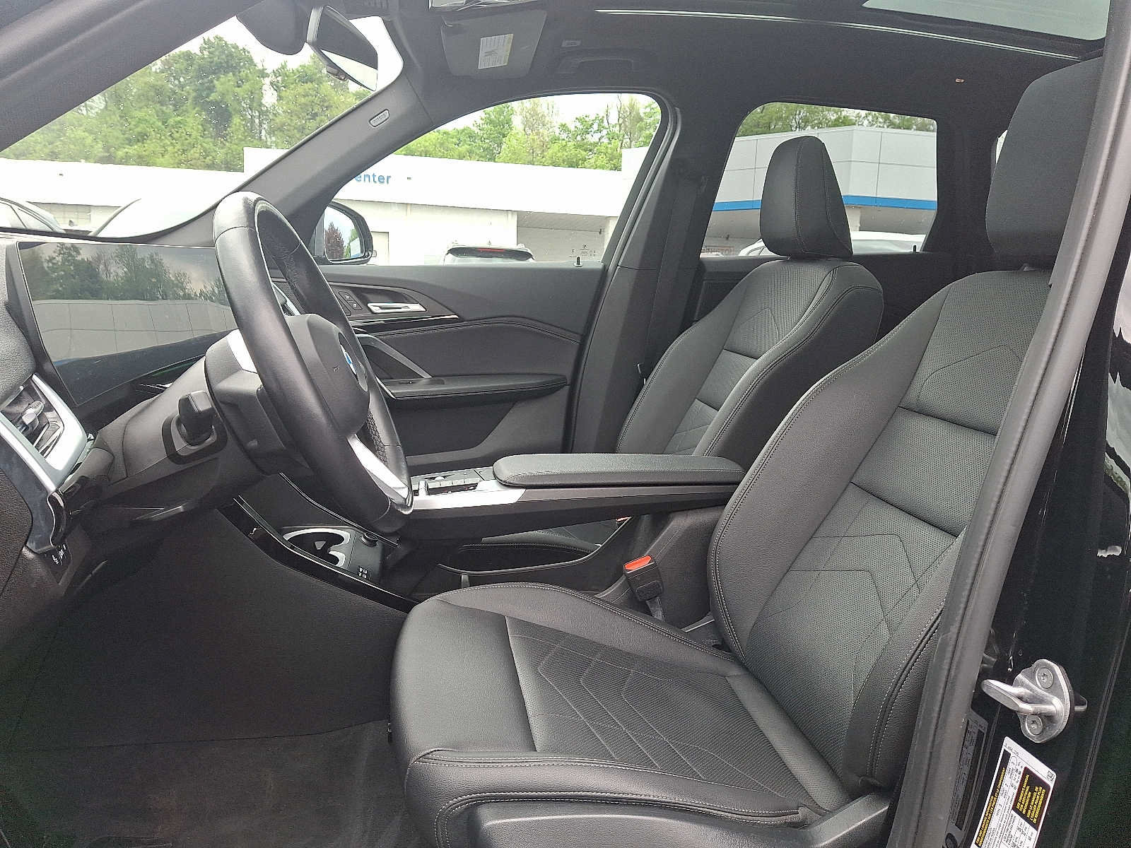 Used 2023 BMW X1 xDrive28i AWD/4WD image 13