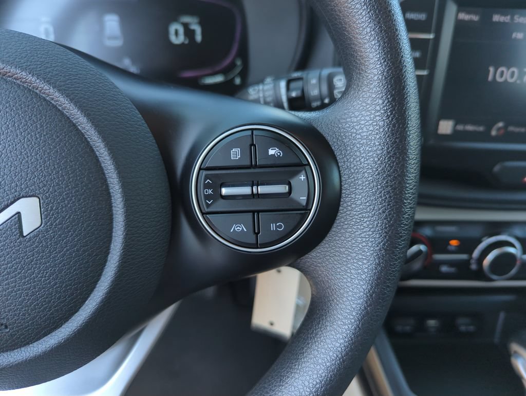 Used 2024 Kia Soul LX w/ Option Group 015 FWD image 23