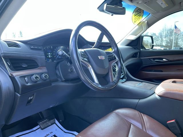 Used 2019 Cadillac Escalade Premium Luxury image 10
