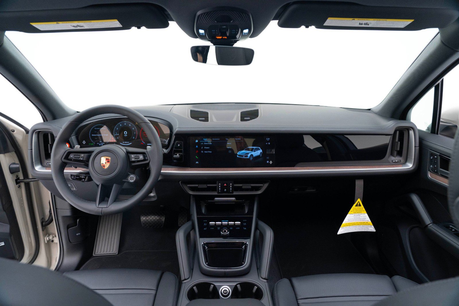 New 2025 Porsche Cayenne image 17