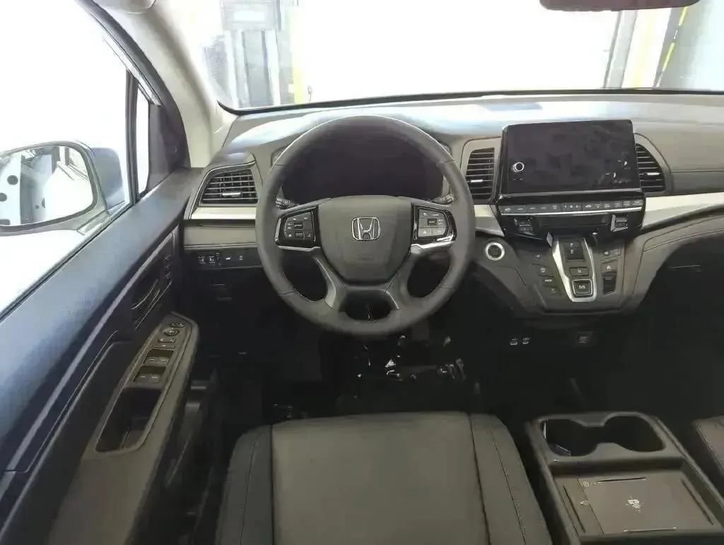 New 2026 Honda Odyssey EX-L image 59