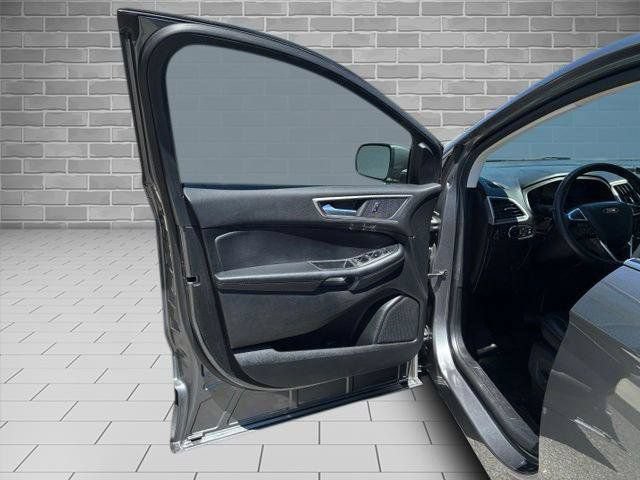Certified 2023 Ford Edge SEL w/ Convenience Package AWD/4WD image 18