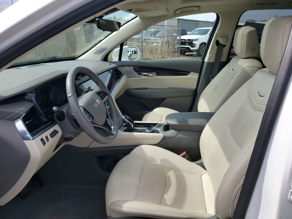 Used 2020 Cadillac XT6 Premium Luxury AWD/4WD image 5