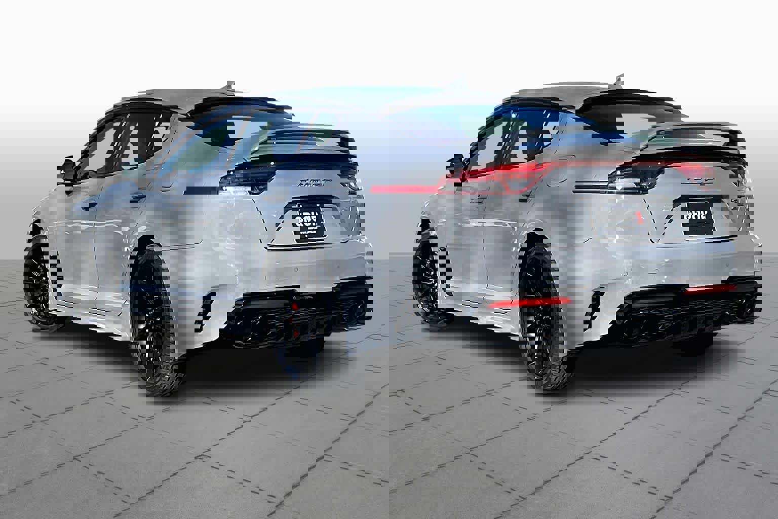 Used 2022 Kia Stinger GT2 w/ Scorpion Package image 11