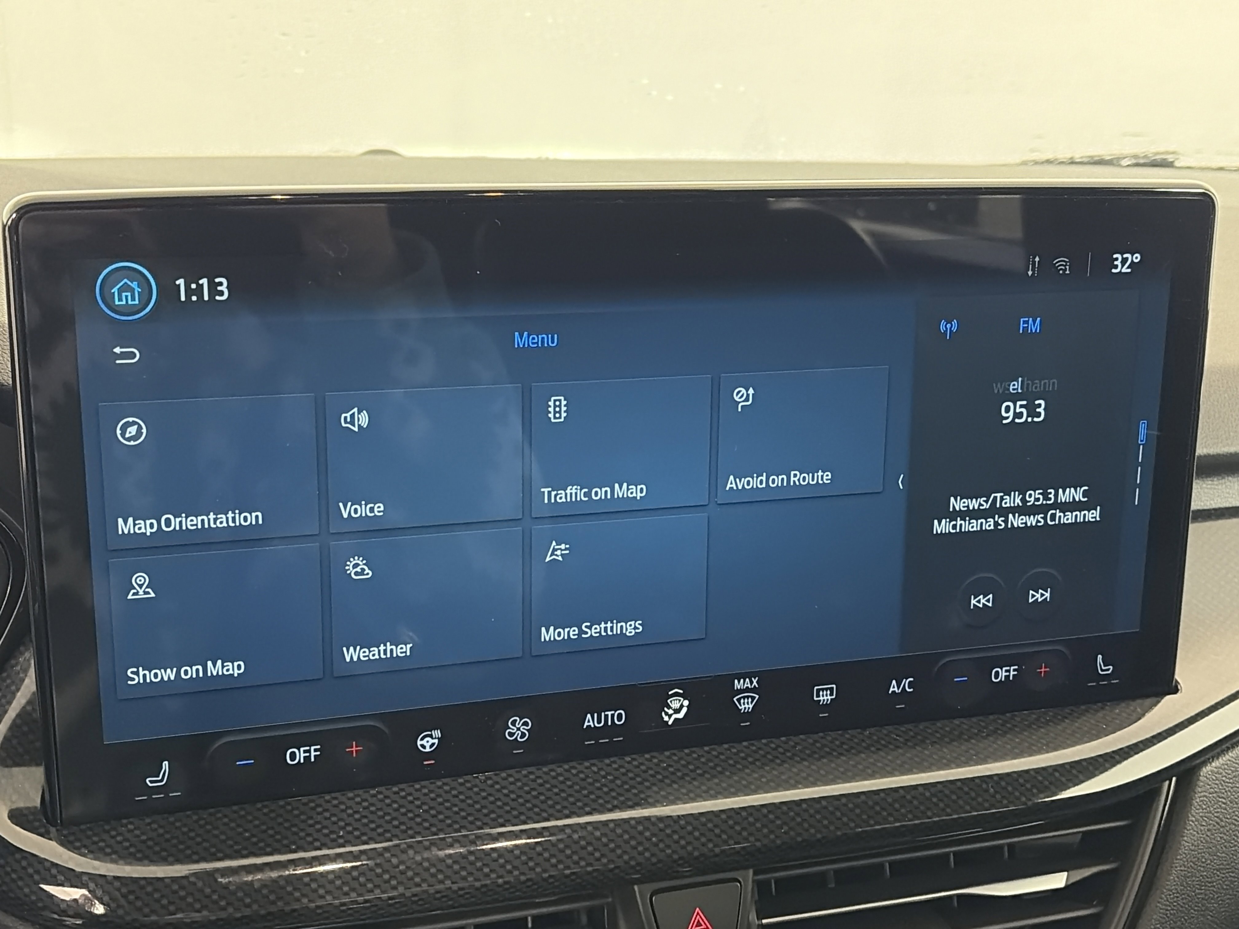 Used 2025 Ford Escape ST-Line w/ Tech Pack #1 image 23