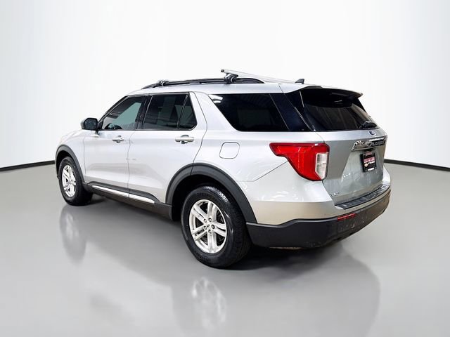 Used 2023 Ford Explorer XLT image 8