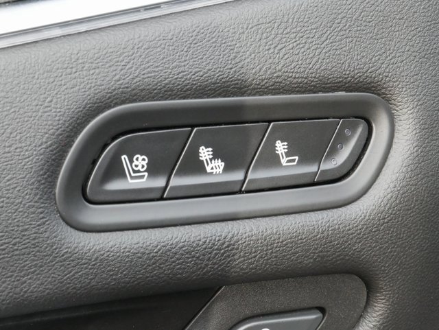 Used 2021 Cadillac Escalade ESV Sport w/ Driver Assist Tech Package image 4