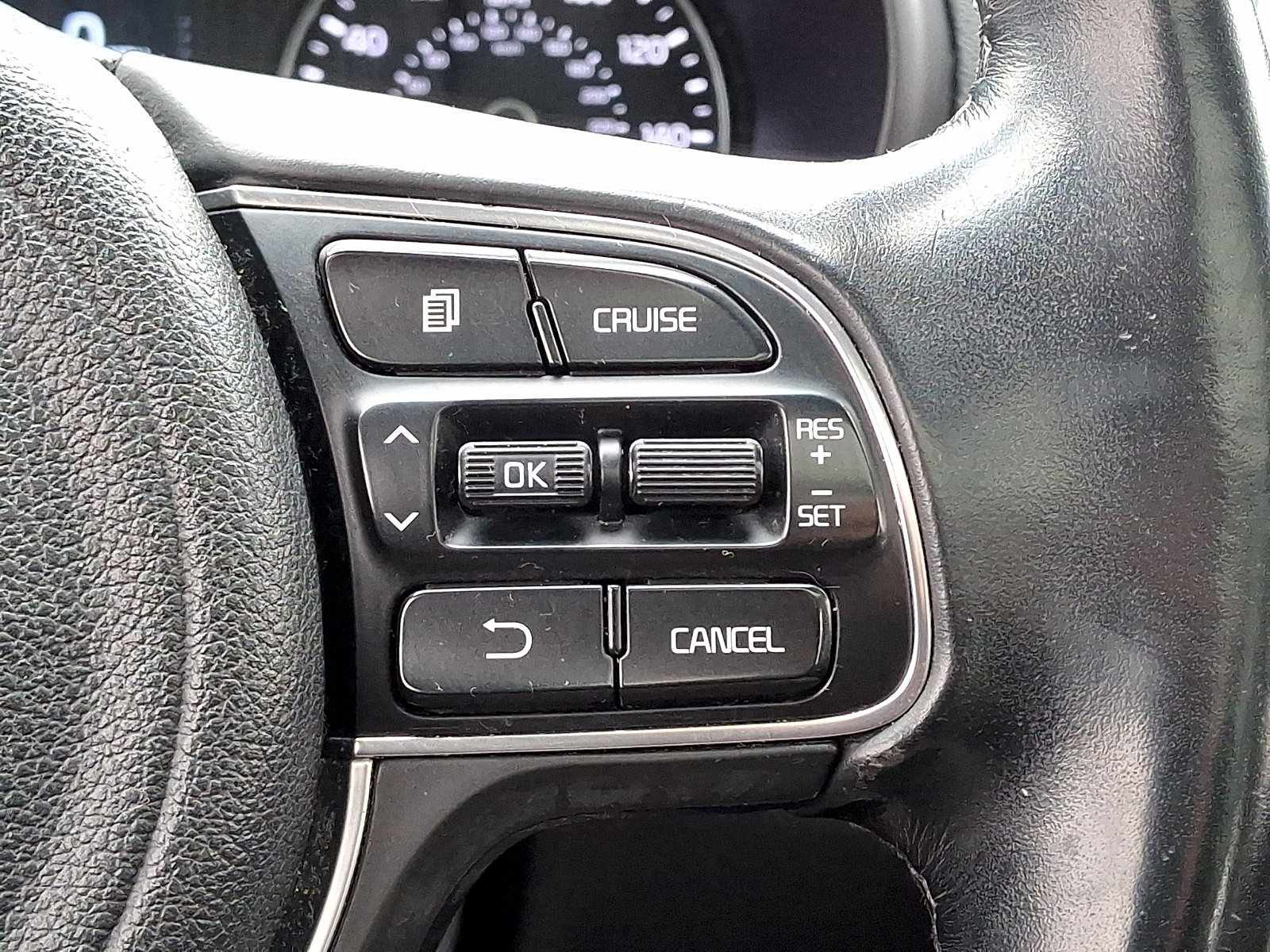 Used 2018 Kia Optima EX w/ Premium Package image 25