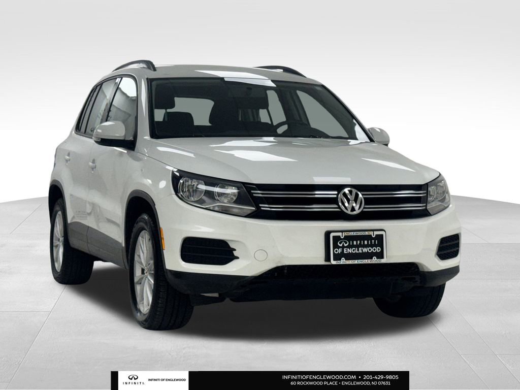 Used 2017 Volkswagen Tiguan S image 1