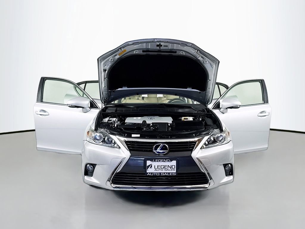 Used 2016 Lexus CT 200h w/ Seat Comfort Package FWD image 23