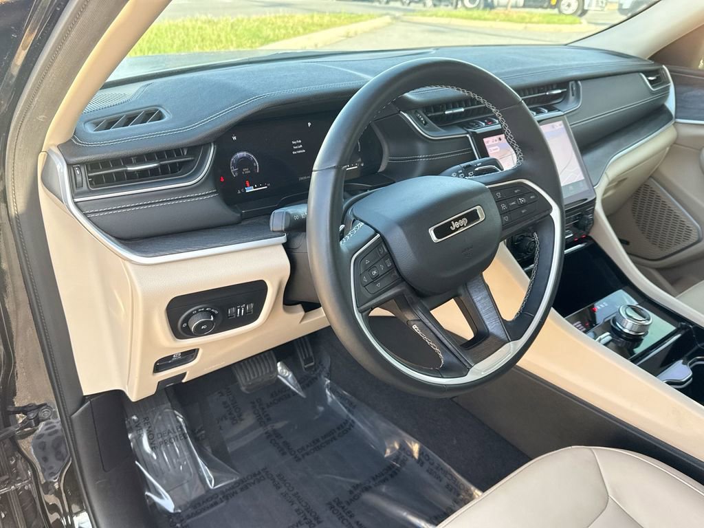 Used 2021 Jeep Grand Cherokee L Limited w/ Trailer Tow Group (B) AWD/4WD image 34