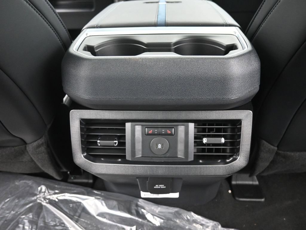 New 2026 Ford F450 Platinum AWD/4WD image 16