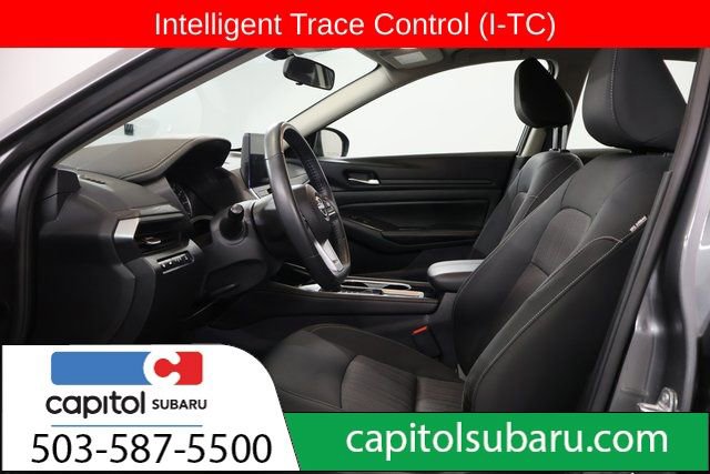 Used 2024 Nissan Altima 2.5 SV w/ SV Premium Package image 13