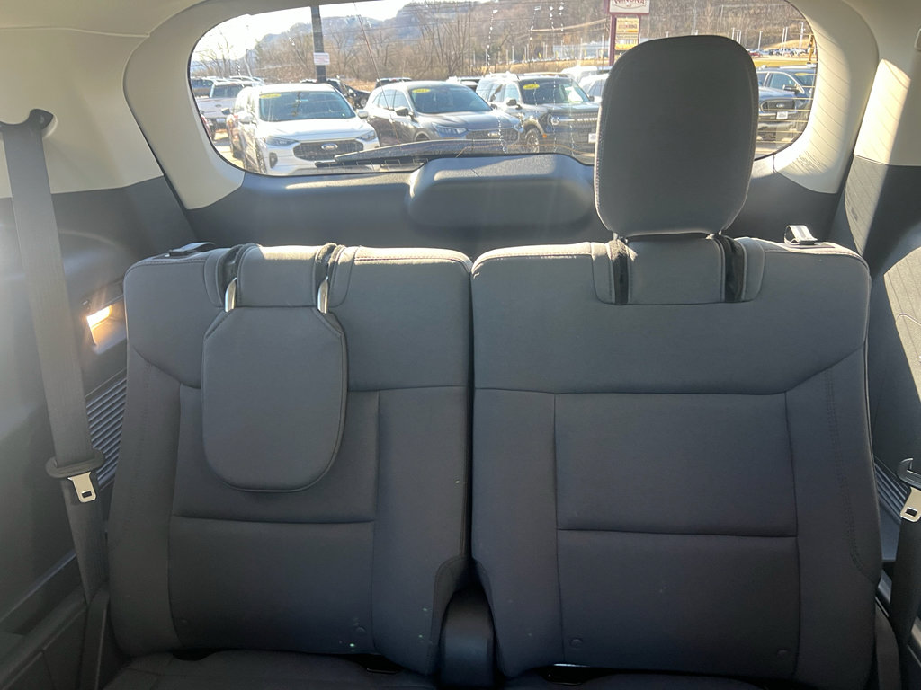 New 2026 Ford Explorer Active image 9