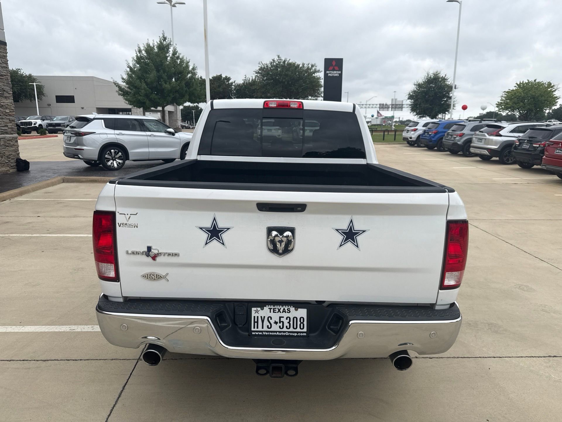 Used 2015 RAM 1500 Lone Star RWD image 4