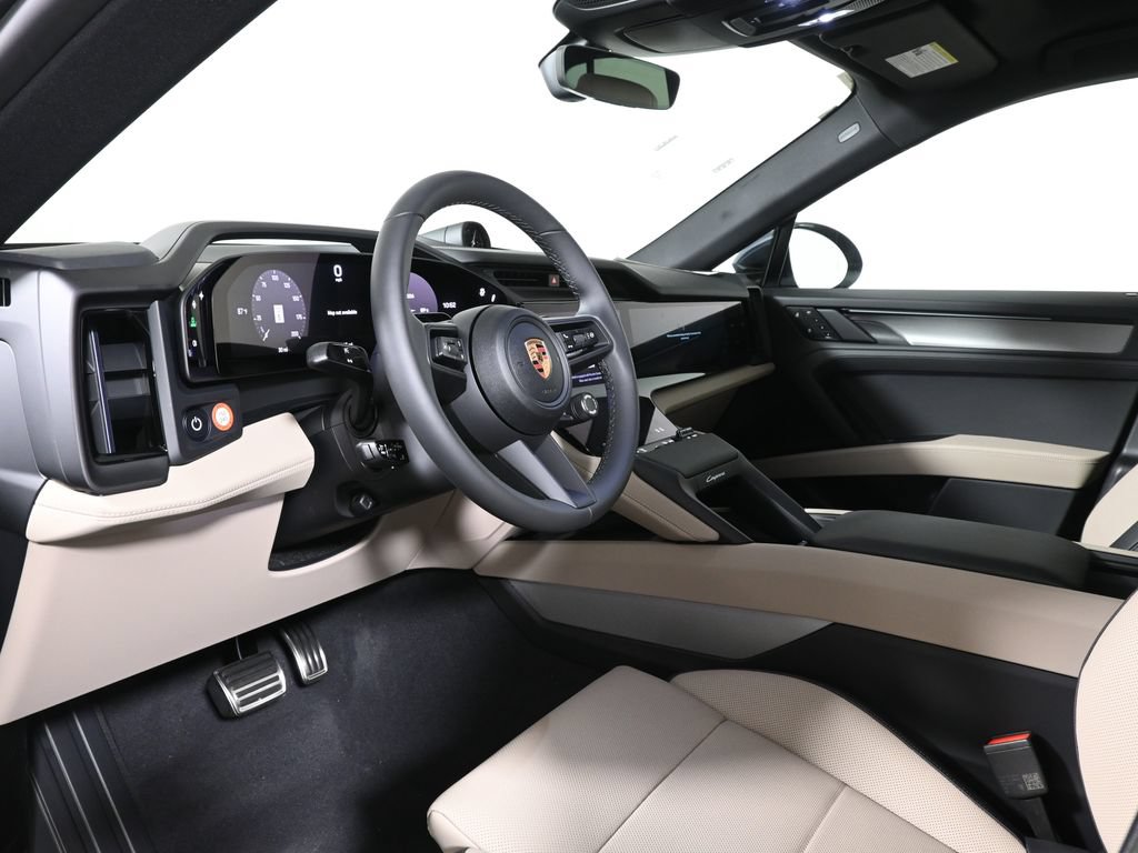 New 2026 Porsche Cayenne Electric AWD/4WD image 4