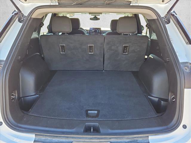 Used 2025 Chevrolet Blazer LT image 6