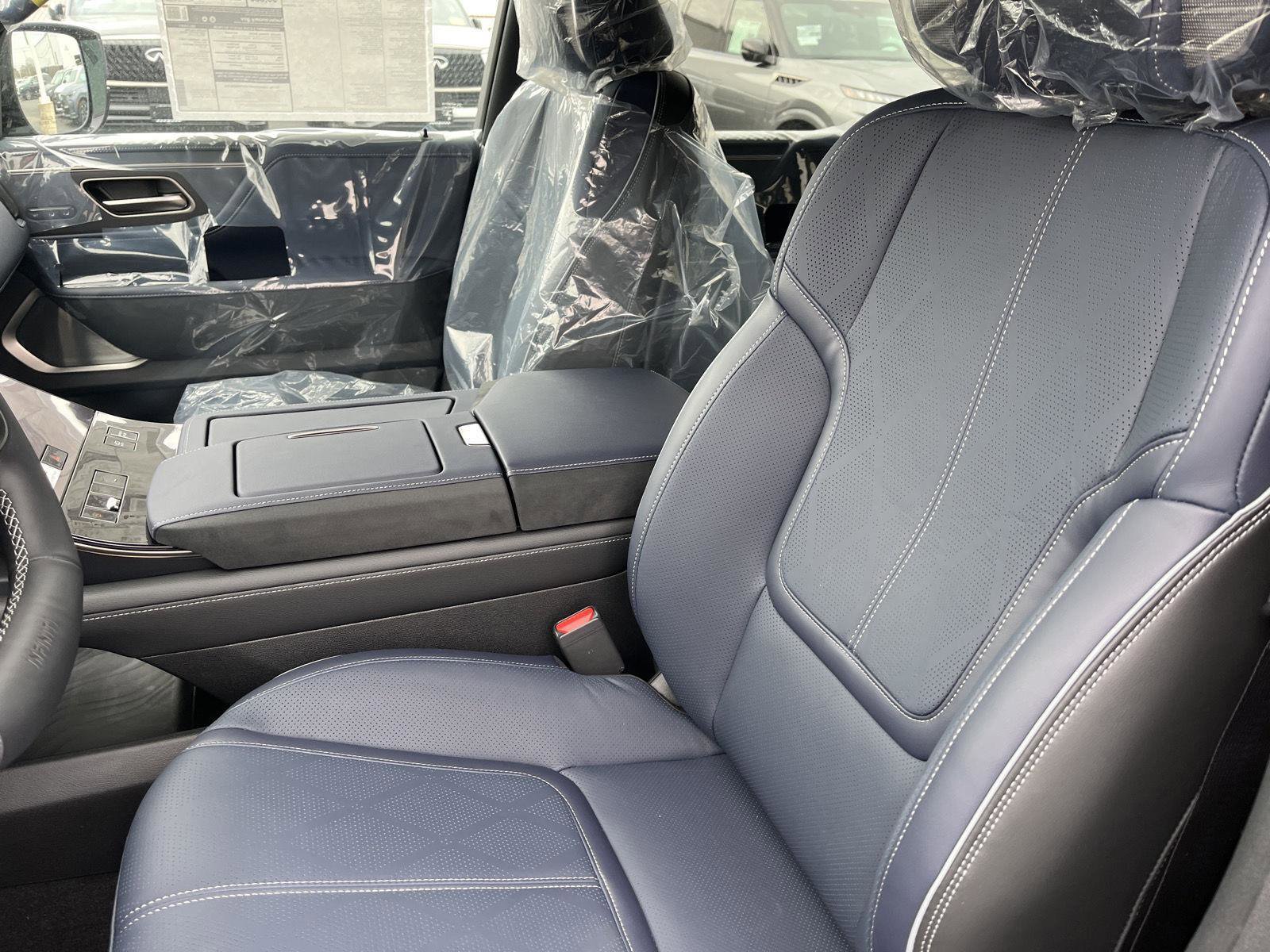 New 2026 INFINITI QX80 4WD w/ Sport Exterior Package image 9