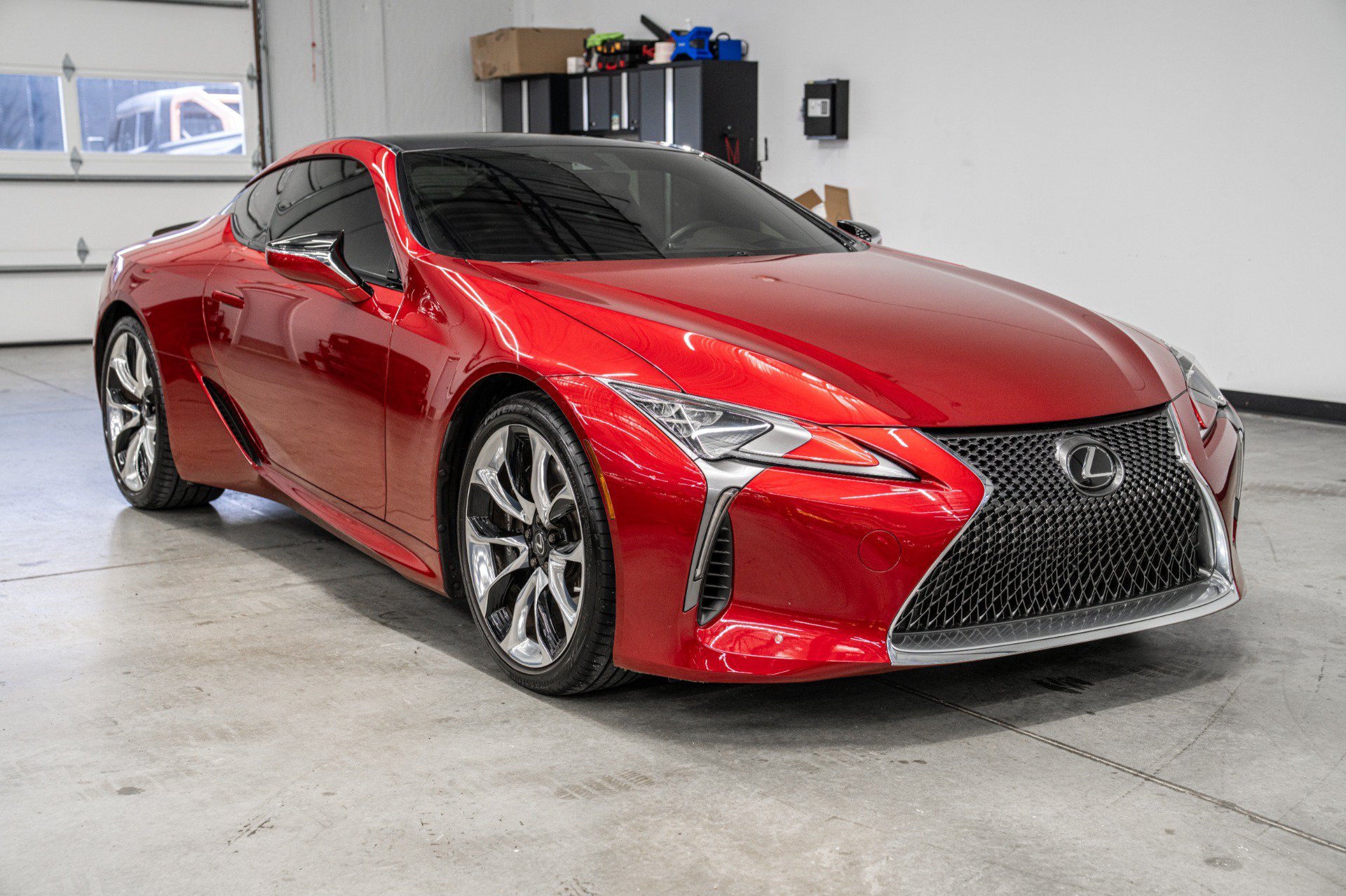 Used 2018 Lexus LC 500 Coupe w/ Touring Package RWD image 3