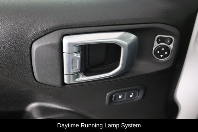 Used 2024 Jeep Gladiator Sport AWD/4WD image 20
