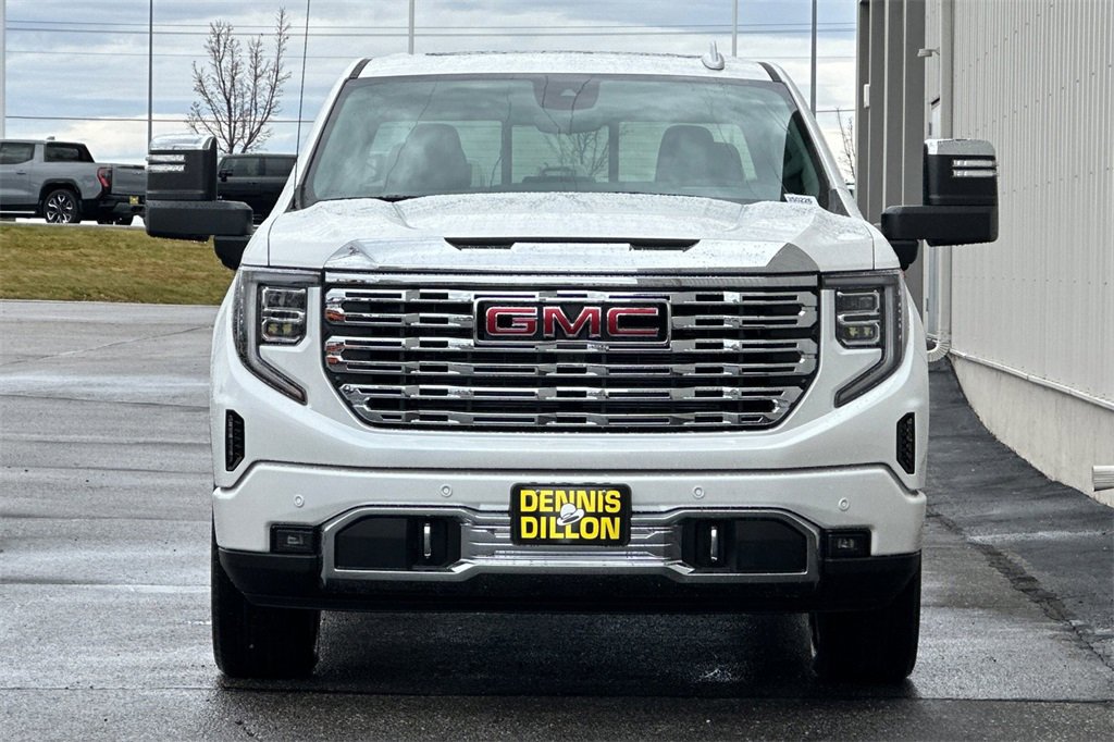New 2025 GMC Sierra 1500 Denali image 3