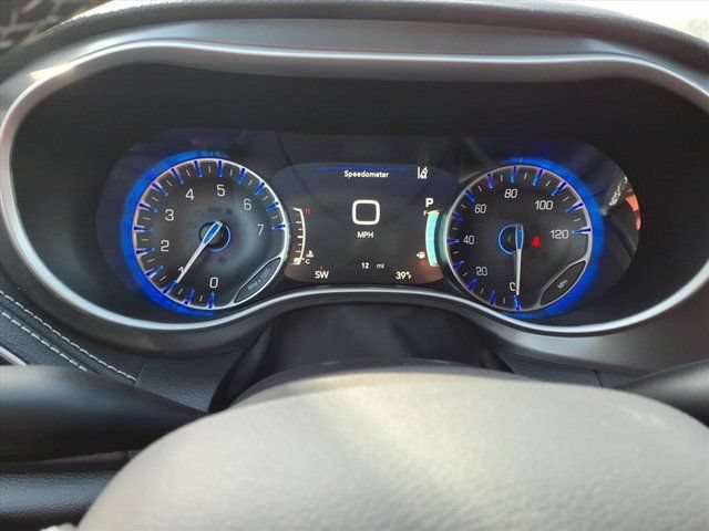 New 2026 Chrysler Pacifica Select FWD image 14