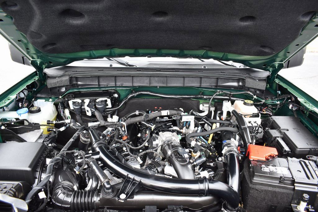 Used 2023 Ford Bronco Wildtrak image 16