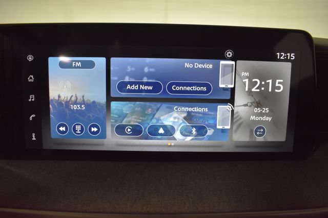 Certified 2025 Nissan Kicks SV AWD/4WD image 18