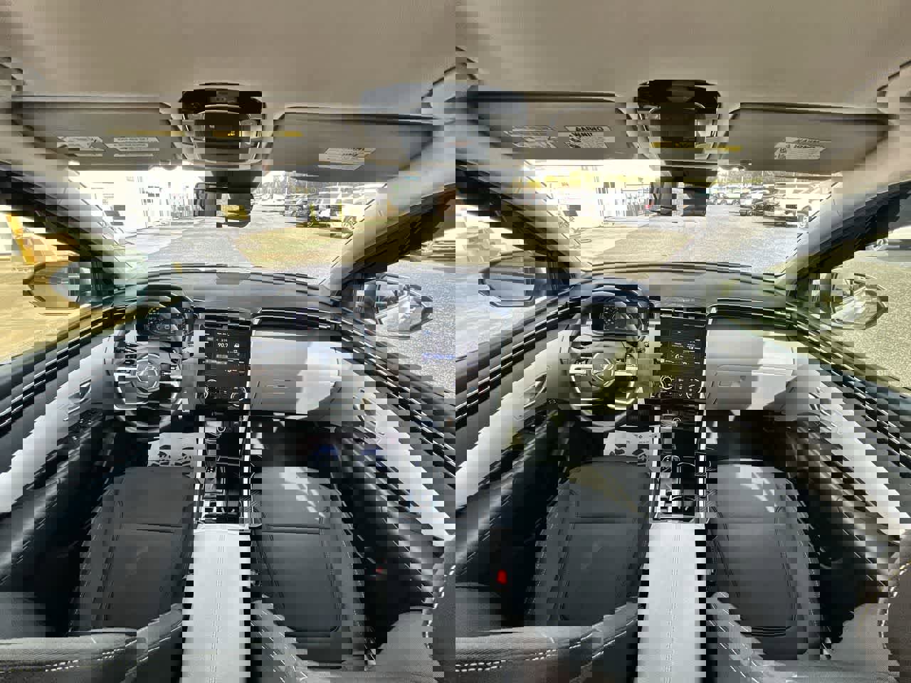 Used 2022 Hyundai Tucson SE image 18