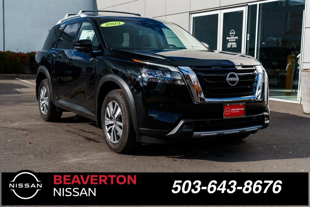 New 2025 Nissan Pathfinder SL