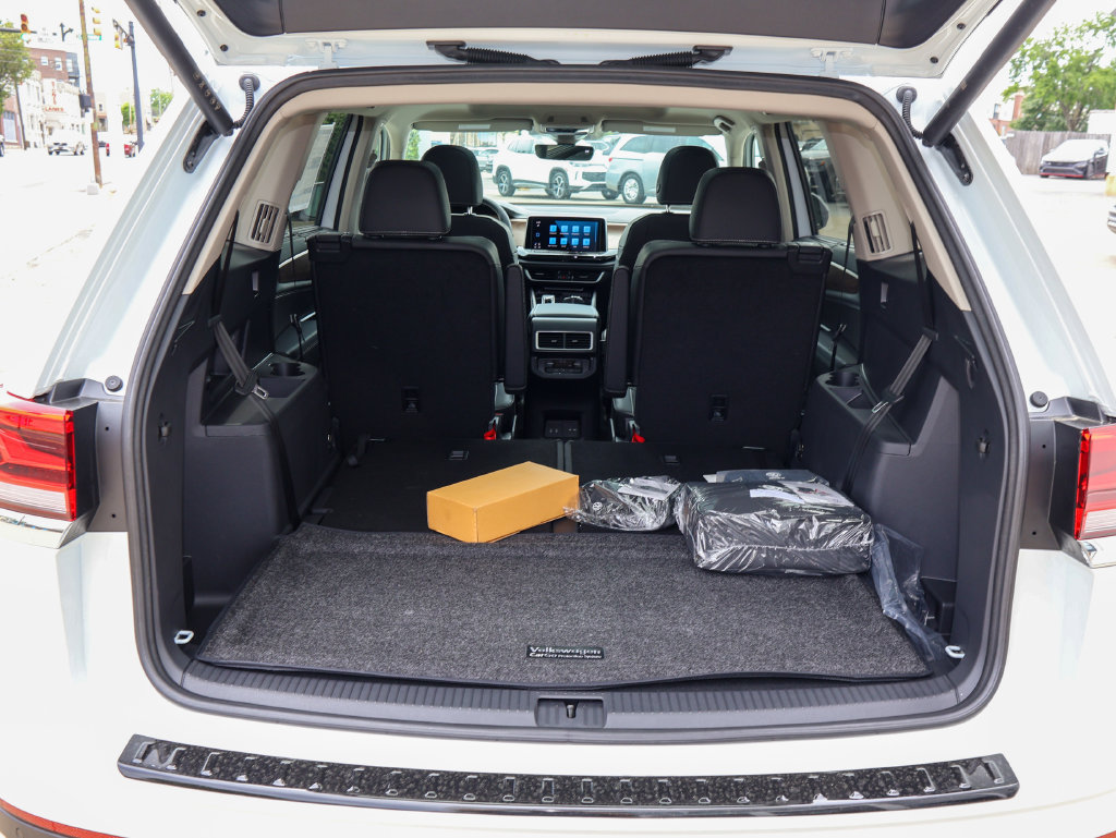 New 2026 Volkswagen Atlas SE FWD image 10
