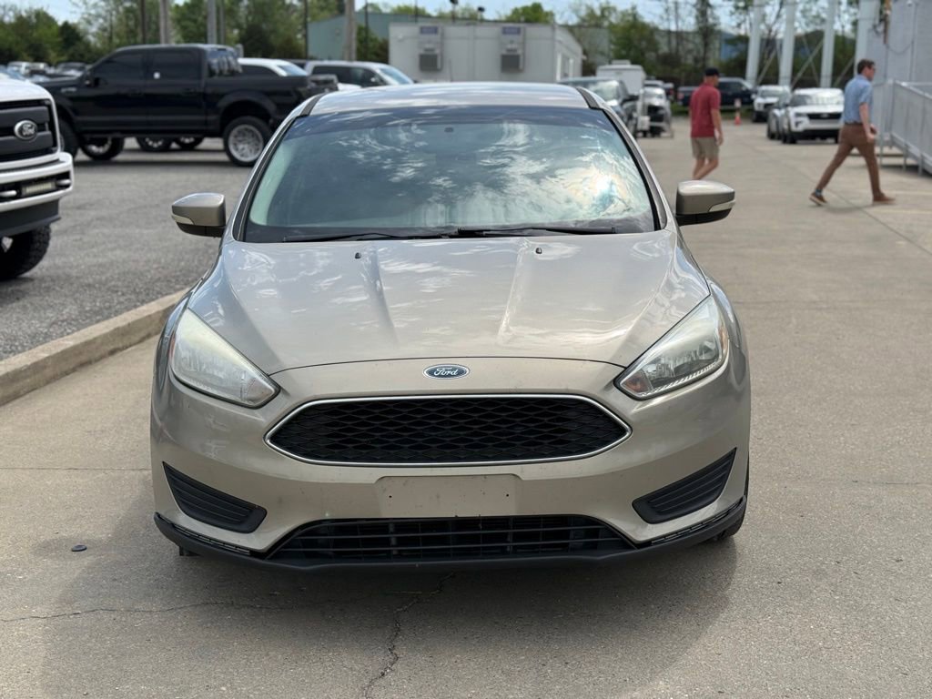 Used 2015 Ford Focus SE image 3