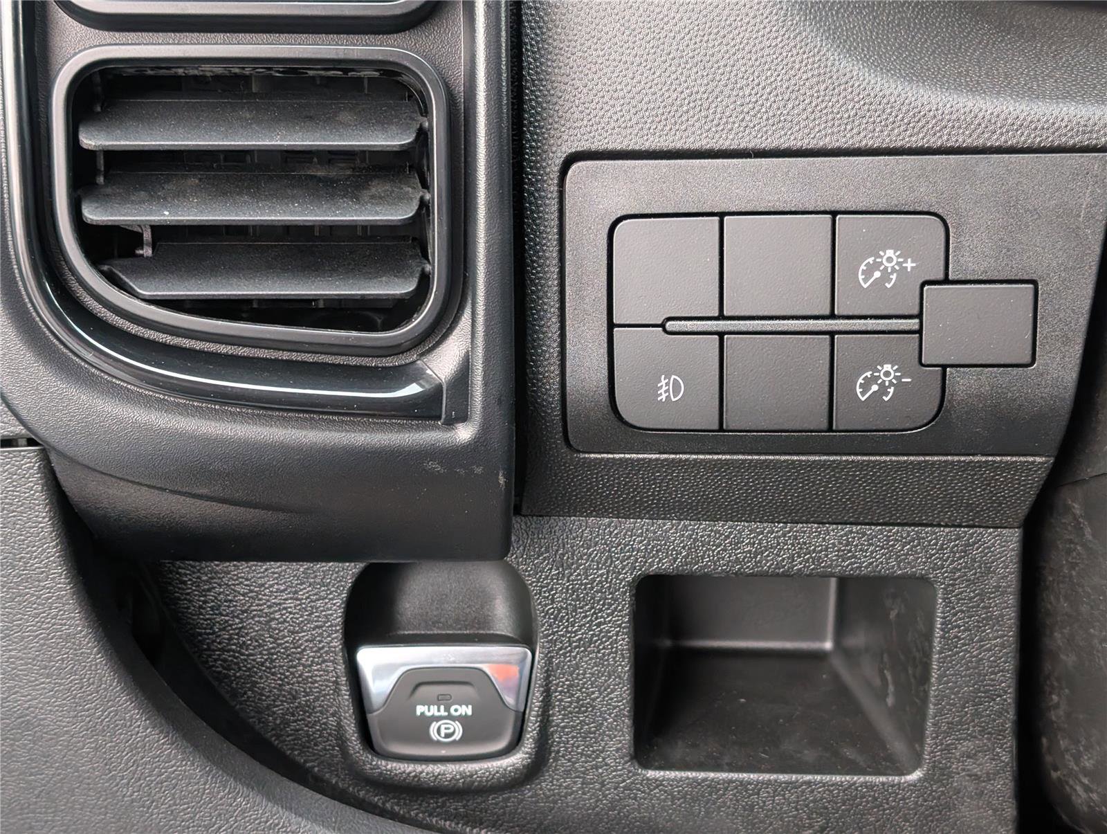 New 2026 RAM ProMaster 1500 w/ Premium Convenience Group image 15