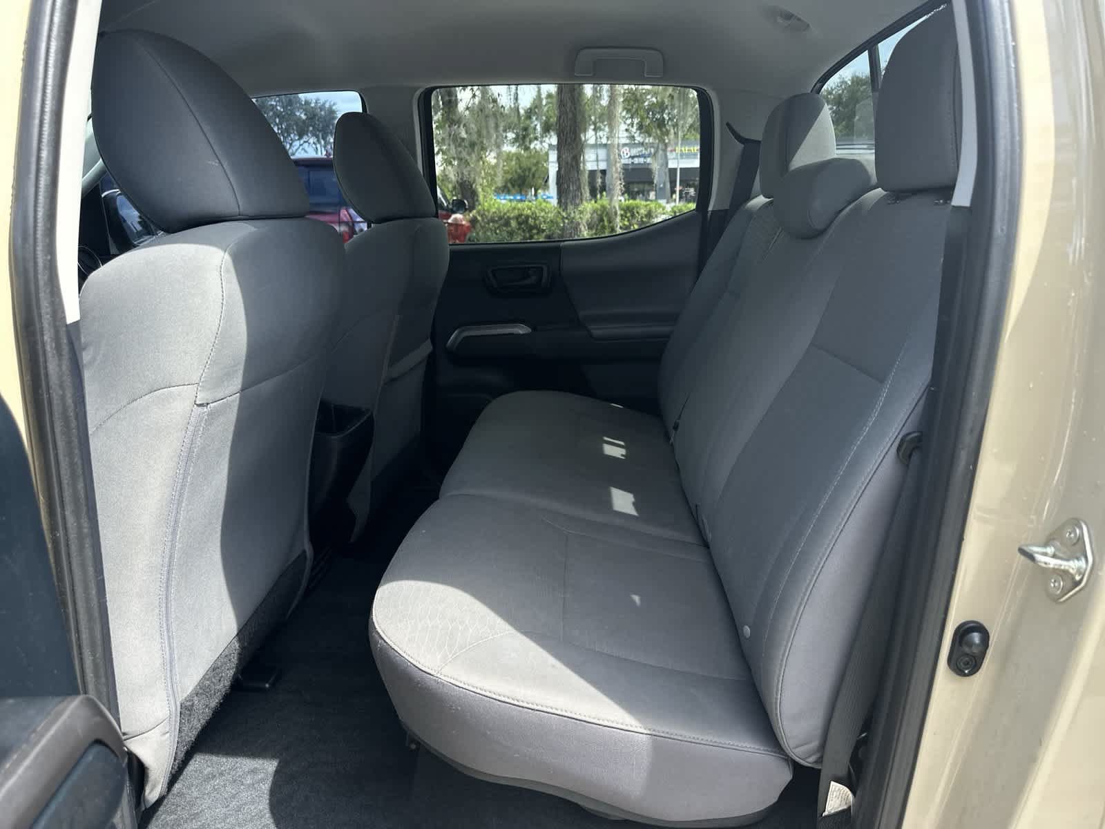 Used 2016 Toyota Tacoma SR5 w/ Towing Package RWD image 15