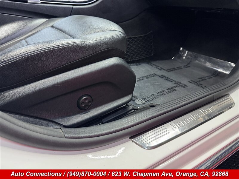 Used 2015 Mercedes-Benz C 300 Sedan image 27
