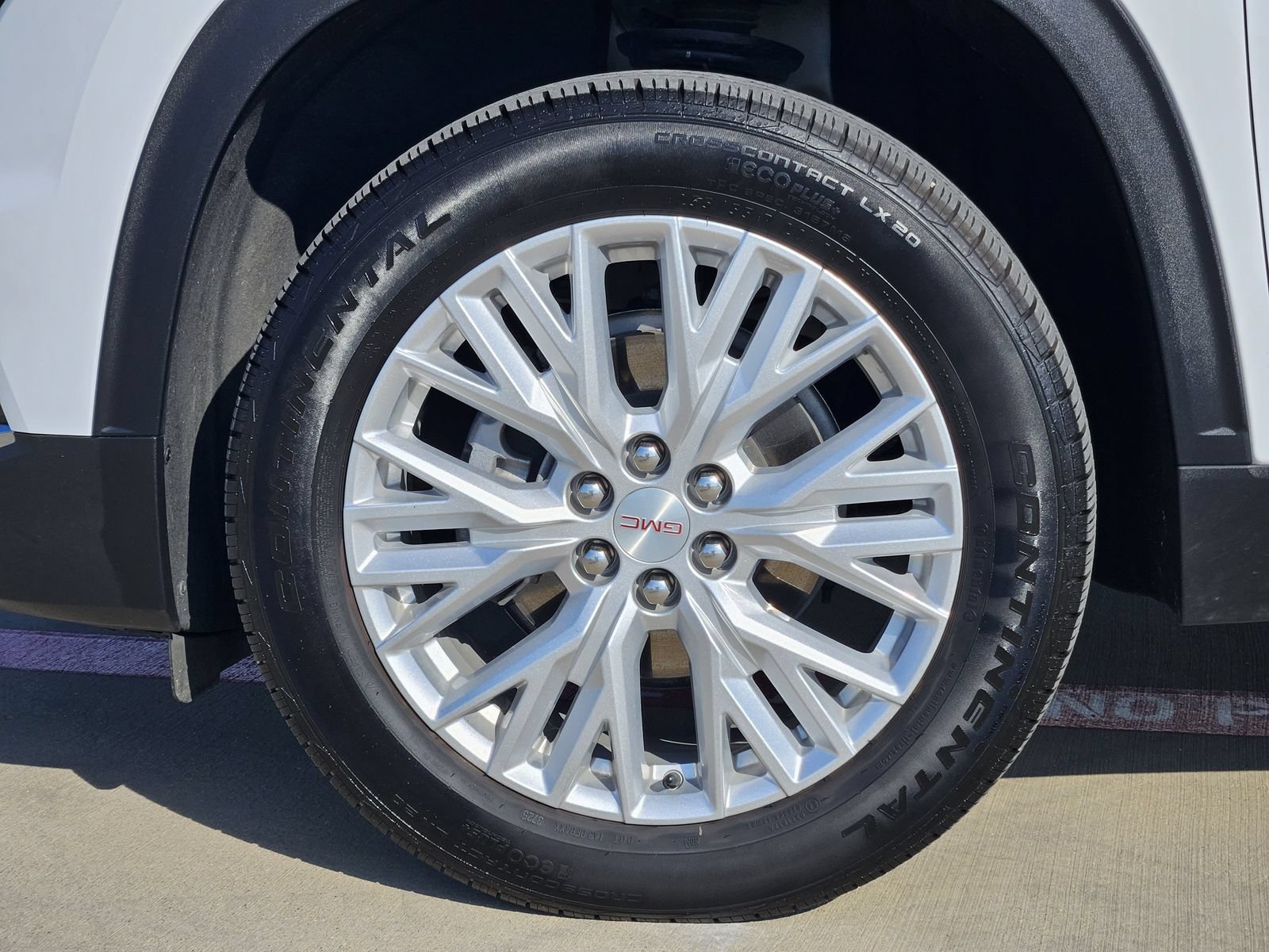 Certified 2026 GMC Acadia Elevation w/ Elevation Premium Package FWD image 12