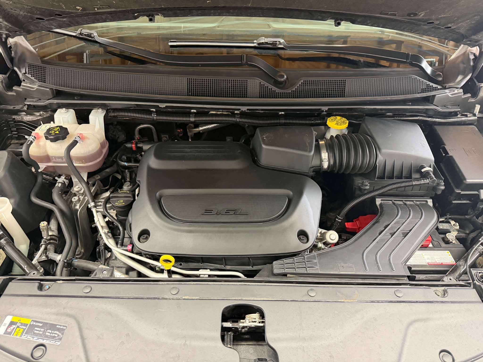 Used 2023 Chrysler Pacifica Touring-L FWD image 29