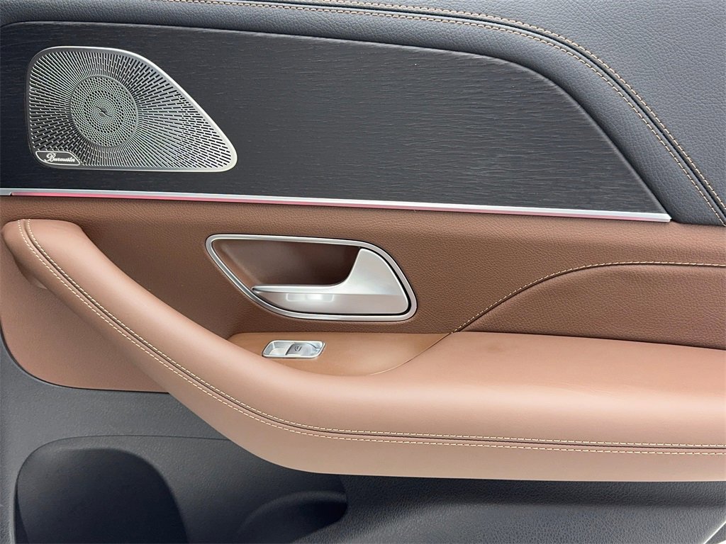 Used 2024 Mercedes-Benz GLE 53 AMG GLE 53 AMG NAV,CAM,PANO,CLMT S w/ Driver Assistance Package image 61