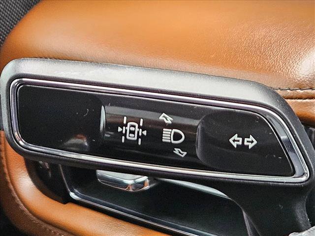 Used 2023 Lincoln Aviator Reserve w/ Equipment Group 201A RWD image 27