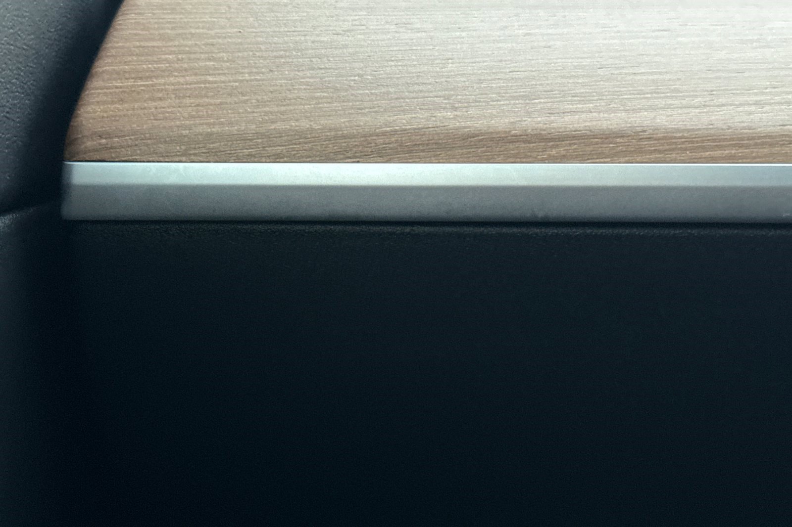 Used 2020 Tesla Model 3 Standard Range image 33