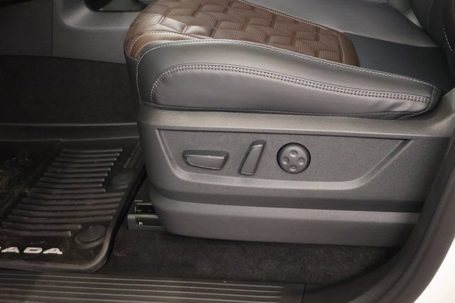 New 2026 Nissan Armada Platinum AWD/4WD image 13