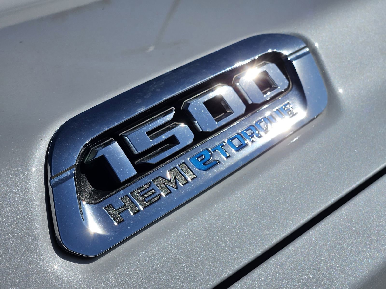 Used 2023 RAM 1500 Limited w/ Trailer Tow Group image 15