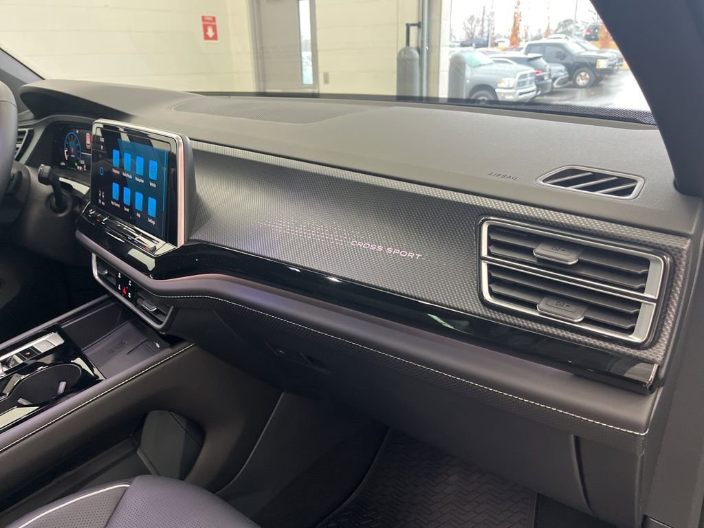 New 2026 Volkswagen Atlas Cross Sport SEL Premium R-Line image 38