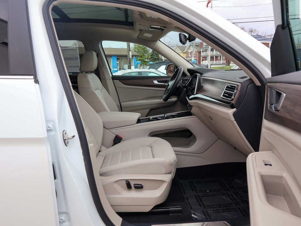 New 2026 Volkswagen Atlas SEL image 27